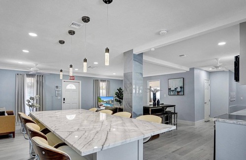 Deerfield Beach Villa | Close to Beach 4 Br with Heated and Amazing Pool