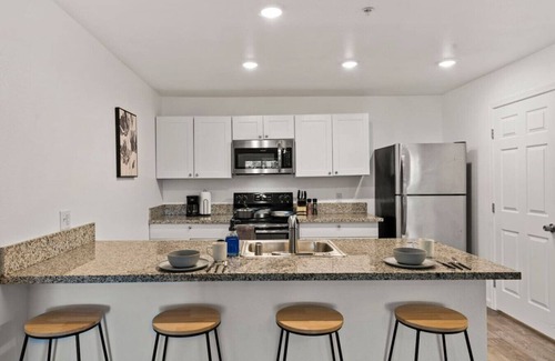 Reno/Tahoe Airport Apartment | Close to City Life | Free Parking