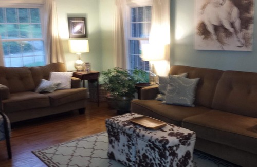 Crescent Hill House | Close To Downtown In Historic Crecent Hill