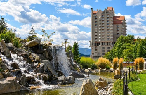 Coeur d'Alene Apartment | Close to Downtown CDA, Lake, & Food Truck Pavilion Next Door!