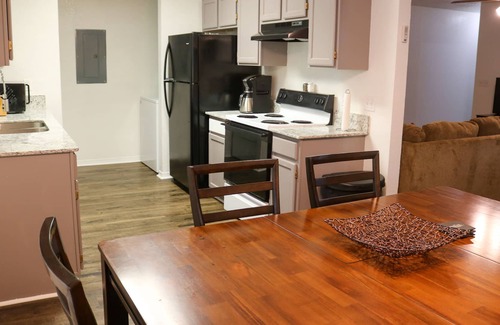 Fayetteville House | Close to Everything Fayetteville - Downtown/Uptown - College Ave