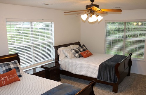 Fayetteville House | Close to Everything Fayetteville - Downtown/Uptown - College Ave