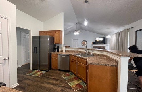 Southaven House | Close to Everything , 4BR 2BA in a Quiet Neighborhood, Greater Memphis
