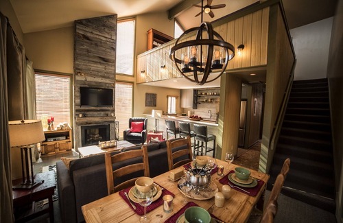 North Park City Condo | Close To Everything In Park City! Steps Away From Skiing, Bus Stop, Free WiFi