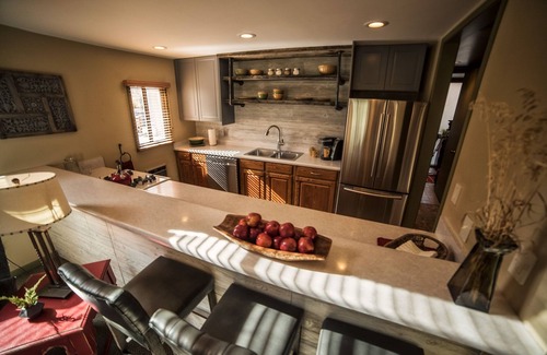 North Park City Condo | Close To Everything In Park City! Steps Away From Skiing, Bus Stop, Free WiFi