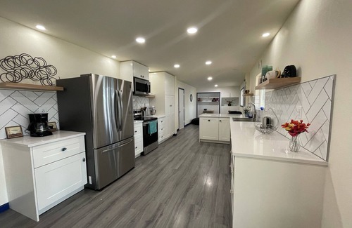 Minnehaha House | Close to everything, our Pet Friendly Home away from Home!