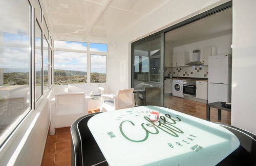 Ye Apartment | Close to Hiking and Beach with Beautiful Winter Garden - Apartment Ye