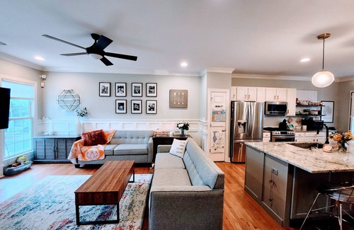 Cary House | Close to it all! RDU, Downtown Raleigh&Durham, Pet friendly, Fast WIFI