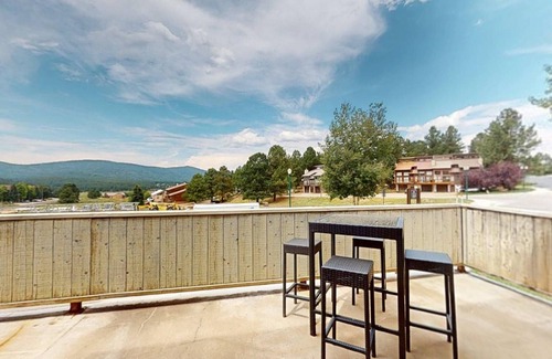 Angel Fire Condo | Close to Lifts | Large Balcony | Mountain Spirits 103