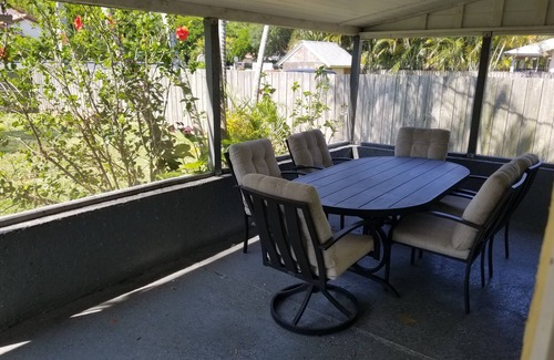 Stuart House | Close to marinas, fishing, beaches, shopping and restaurants