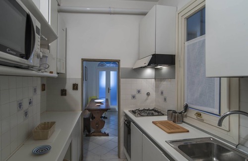 San Lorenzo Apartment | Close to Michelangelo