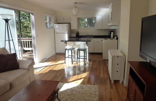 Mount Sunapee House | Close To Mt Sunapee - Skiing, Hiking Trails, Lake Access and more!