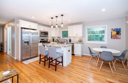 Geyser Crest House | Close to SPAC, Saratoga Race Track & Downtown