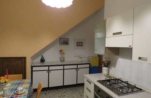 Ameglia Apartment | Close to the Cinque Terre with mooring for 2 + 1 beds