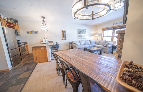 River Run Condo | Close to the Gondola, Walk to shopping and dining