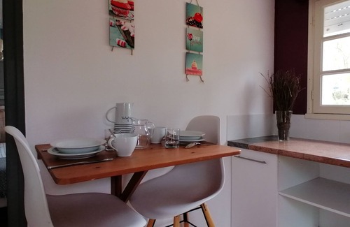 Clohars-Carnoet Apartment | Close to the sea, green setting with parking