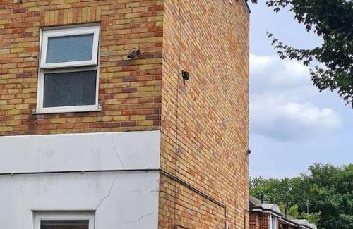 East Walworth House | Close To Tower Bridge Central London - 4 Bedroom House - 3 Bathrooms - Free Parking 3 Cars - Sleep 9