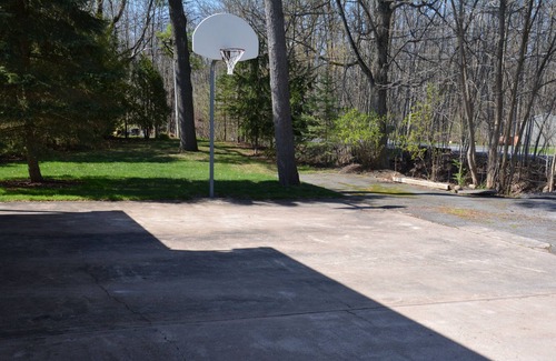 Durhamville Cottage | Close To Turning Stone, Sylvan Beach and Destiny Mall