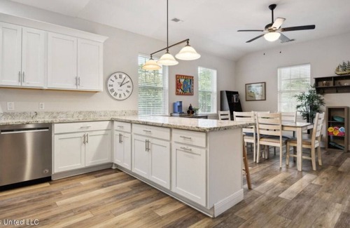 Waveland House | Cloud 9 On the Bay