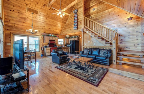 Hemlock Hills Cabin | Cloud Dancer