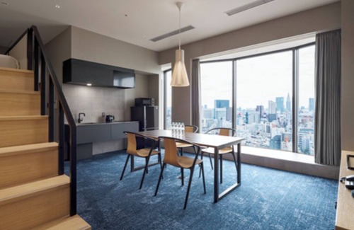 Hyakunincho Hotel | Cloud-Level Bunk Room Escape in Affordable Hotel WiFi AC Gym laundromat Shinjuku