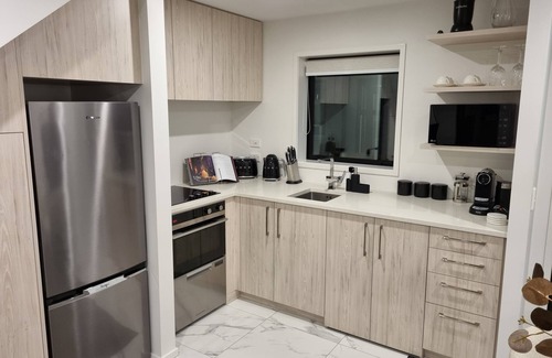 Christchurch City Centre House | Cloud Nine Elegant Escape Awaits
