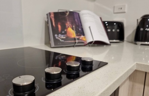 Christchurch City Centre House | Cloud Nine Elegant Escape Awaits