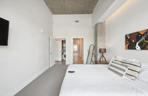 Highland House | Cloud Nine Retreat | Espadin LoHi