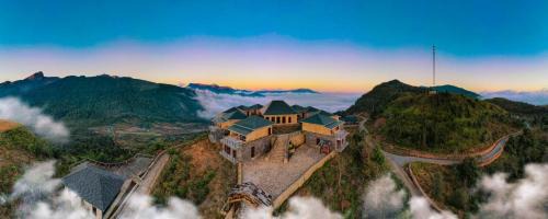 Bat Xat Hotel | Cloud Paradise Resort