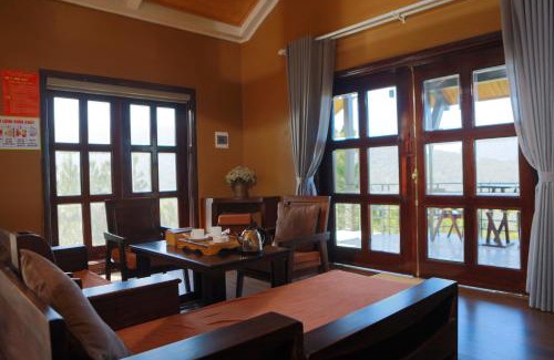 Bat Xat Hotel | Cloud Paradise Resort