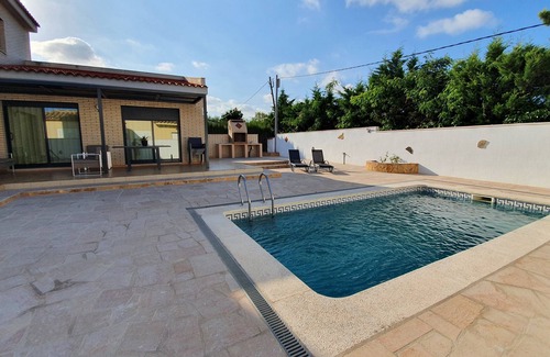 Les Tres Cales Ski Chalet | CLOVER HOUSE. Nice villa with private pool
