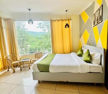 Bullawala Hotel | Clover Inn