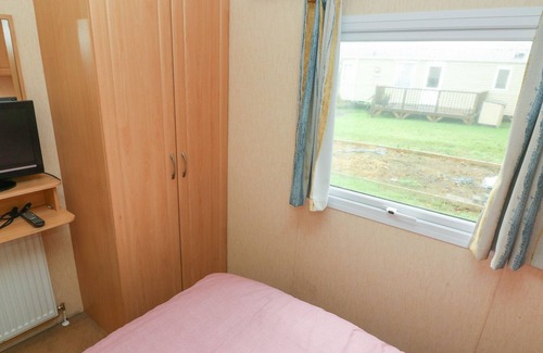 Haverfordwest House | CLOVER, pet friendly, with a garden in Haverfordwest