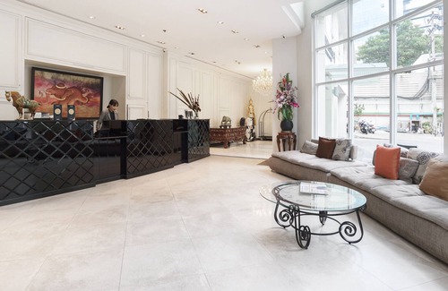Phra Khanong Apartment | Clover Haus near BTS Phrom Phong 5 mins away