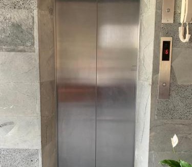 Dong Hoi Hotel | CloverHome