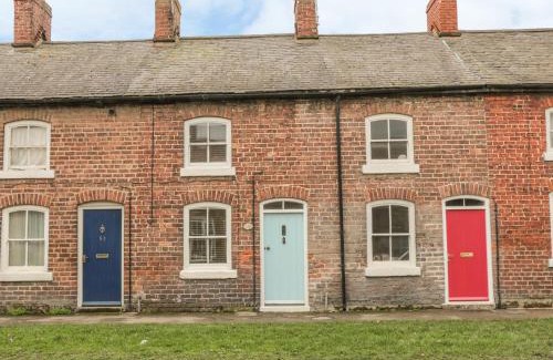 Pickering House | Cloverleaf Cottage