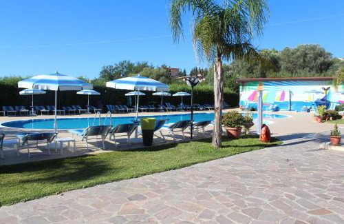 Badolato Marina Hotel | Club Esse Aquilia Beach Village