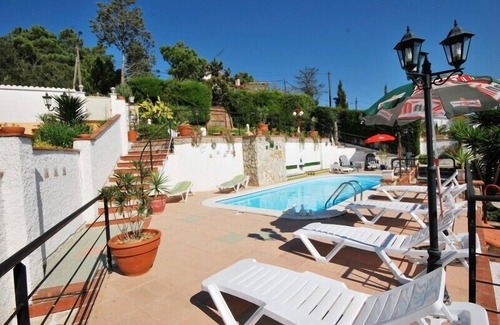 Lloret Blau Villa | Club Villamar - Nice house with private pool and small tennis court.