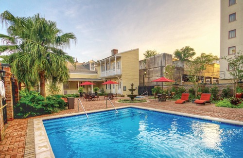Faubourg Lafayette Apartment | Club Wyndham Avenue Plaza
