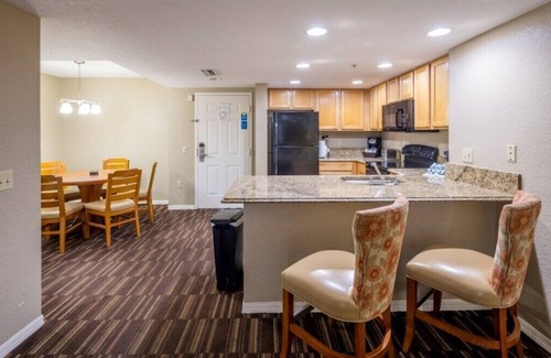 Survey Creek Condo | Club Wyndham Palm-Aire, Florida, 2 Bedroom Condo