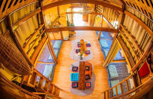 Mu Cang Chai House | Clubhouse Mebayluon Paragliding-Homestay, Bay dù lượn, Bể bơi, Sân cỏ, Cắm trại