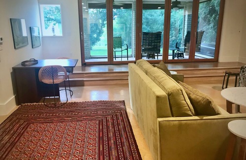 Clarksville House | ClubHouse on Castle Hill