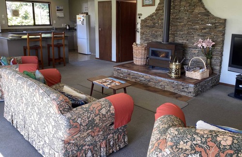 Albert Town House | Clutha Country Cottage