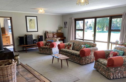 Albert Town House | Clutha Country Cottage