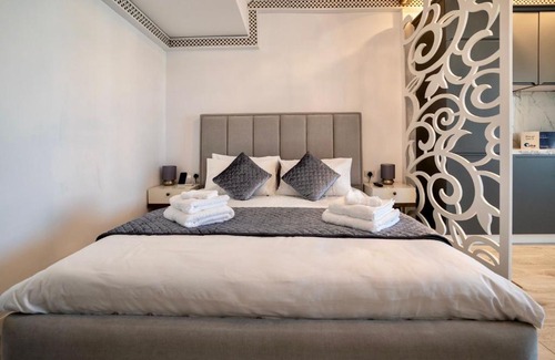 Mamaia-Sat Apartment | CNS Studio 1