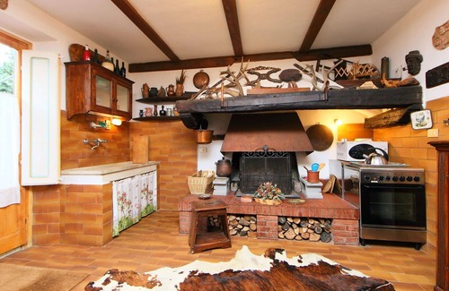 Mercatale Val di Pesa Apartment | Cosy apartment for 6 people with WIFI, terrace and parking, close to Greve In Chianti