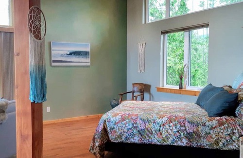 Gibsons House | Coach House in the Trees