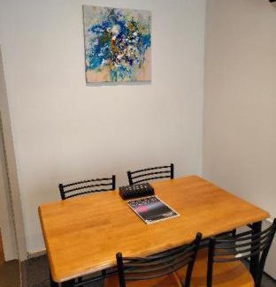 Cowes Hotel | Coachman Motel and Holiday Units
