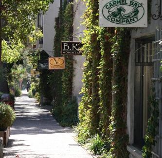 Golden Rectangle Hotel | Coachman's Inn, A Four Sisters Inn