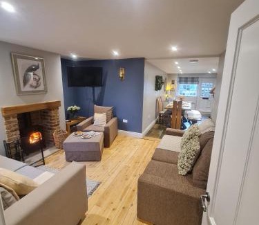 Ilkley House | Coachway Cottage